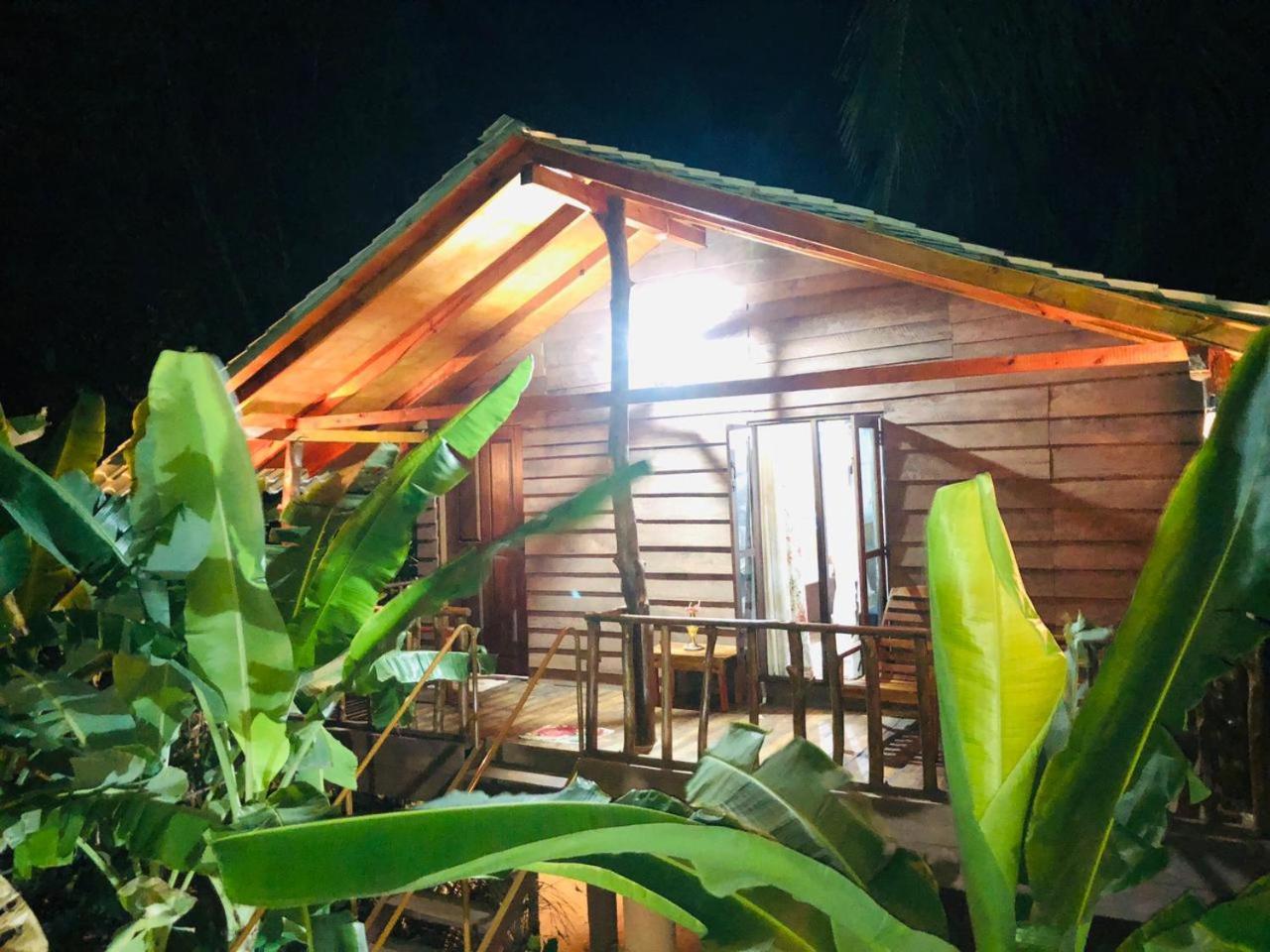 Galaxy View Homestay 锡吉里亚 外观 照片